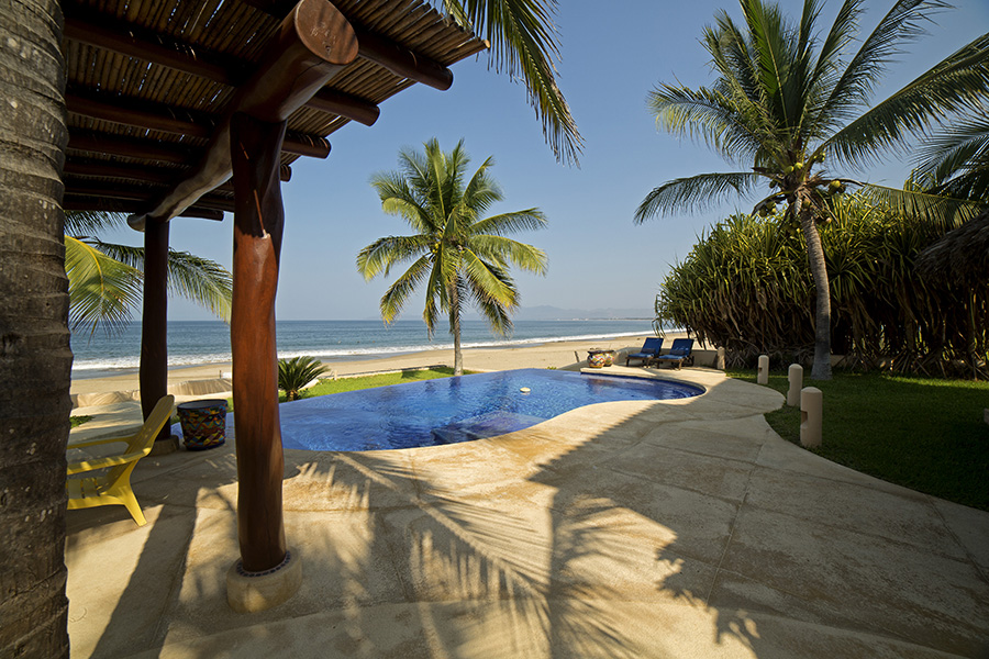 Playa Blanca Beachfront Villa