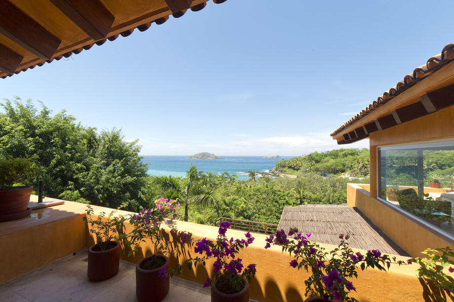 Ixtapa Ocean View Villa