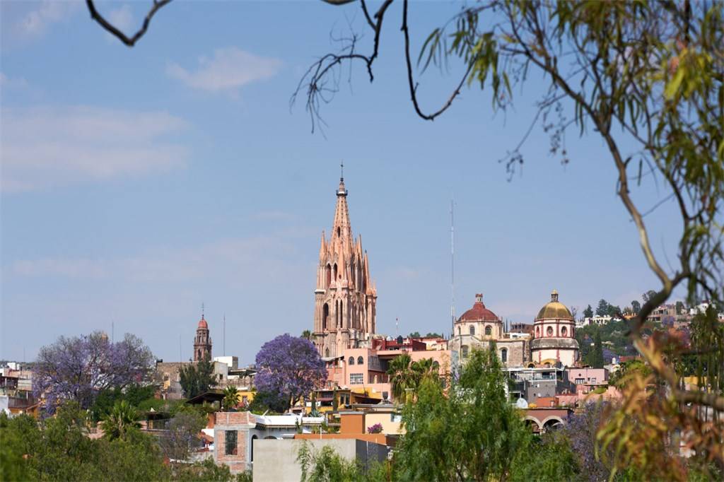 CDR San Miguel Christies Casa Aldea